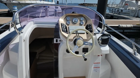 Sessa Marine Key Largo 24 IB usata in vendita