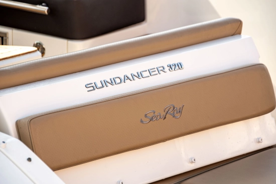 Sea Ray Sundancer 320 usado à venda