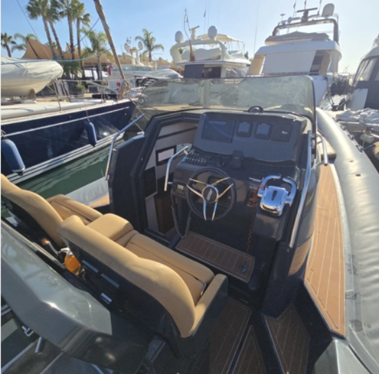 Joker boat Clubman 35 usata in vendita