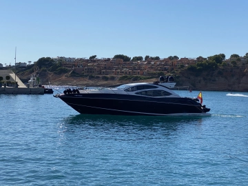 Sunseeker Predator 64 usado à venda