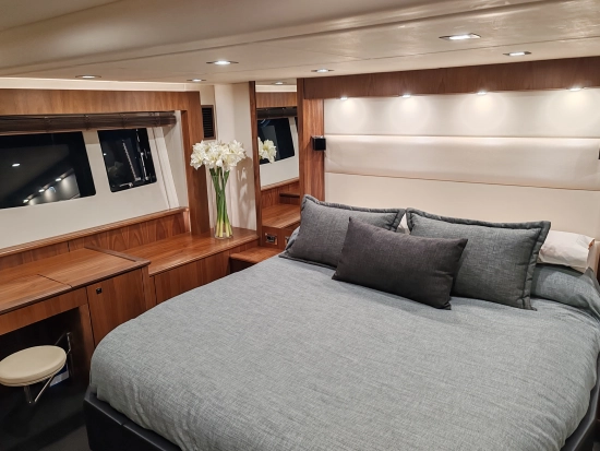 Sunseeker Predator 64 usata in vendita