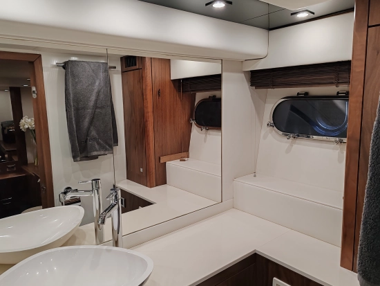 Sunseeker Predator 64 usata in vendita