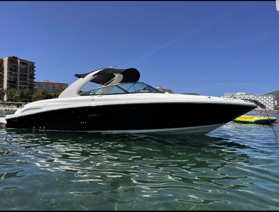 Sea Ray SLX 290 usado à venda