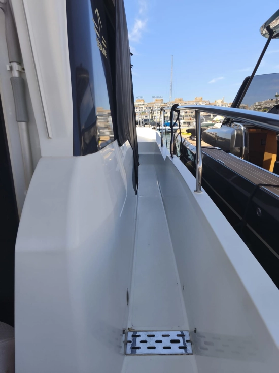 Sealine F43 de segunda mano en venta