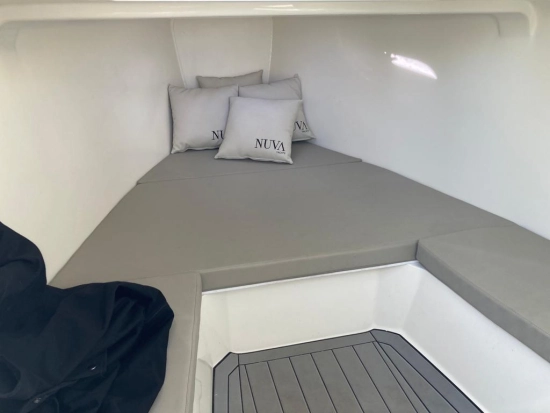 Nuva Yachts M6 CABIN de segunda mano en venta