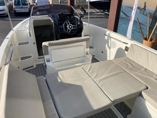 Nuva Yachts M6 CABIN de segunda mano en venta