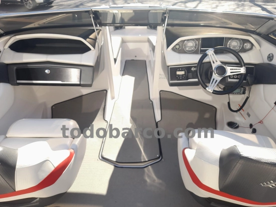 Four Winns H230S 2017 usado à venda