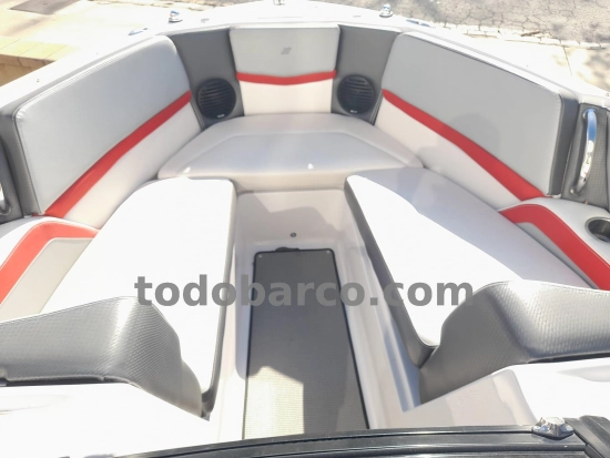 Four Winns H230S 2017 usado à venda