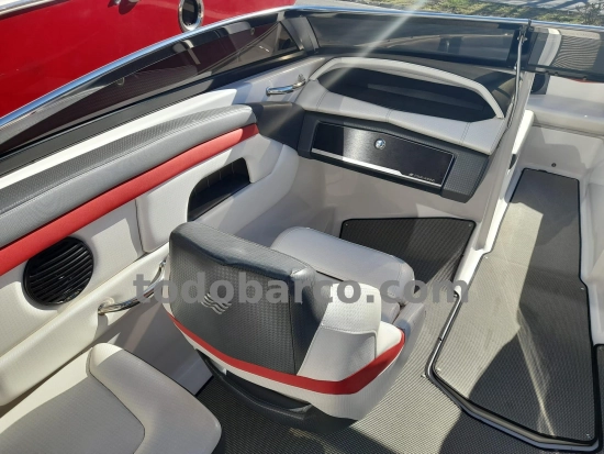 Four Winns H230S 2017 usado à venda