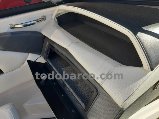 Four Winns H230S 2017 usado à venda