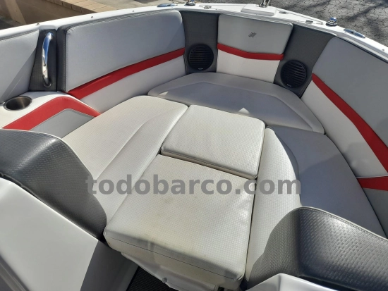Four Winns H230S 2017 usado à venda