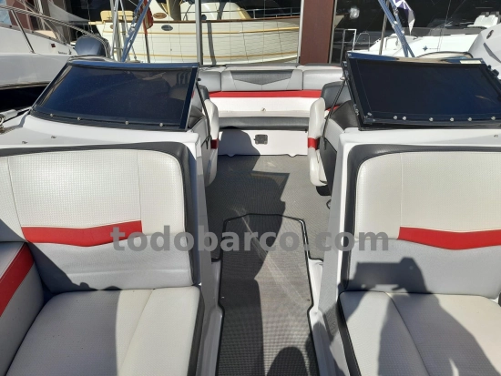 Four Winns H230S 2017 usado à venda