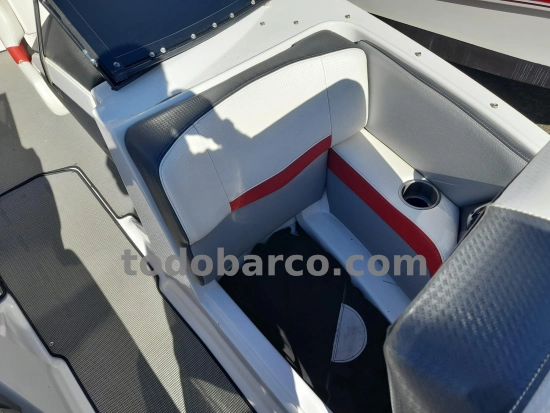 Four Winns H230S 2017 usado à venda