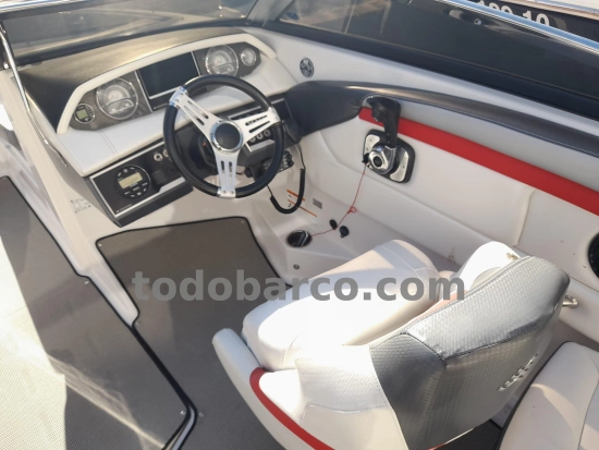 Four Winns H230S 2017 usado à venda