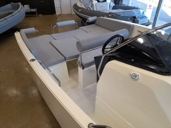 Nuva Yachts M6 Open nuova in vendita