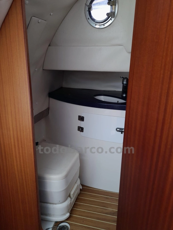 Quicksilver 800 WA usado à venda