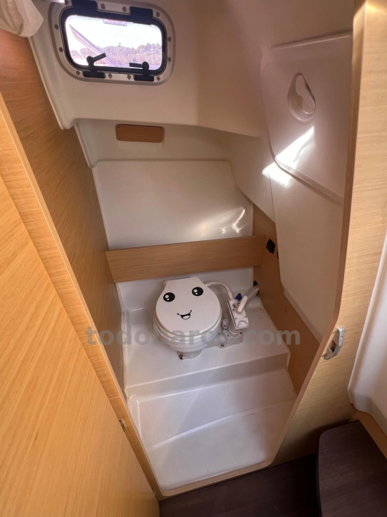Beneteau Flyer 750 SUNDECK usado à venda
