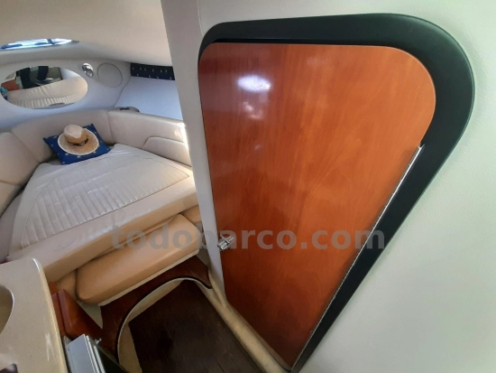 Crownline 260 CR usata in vendita