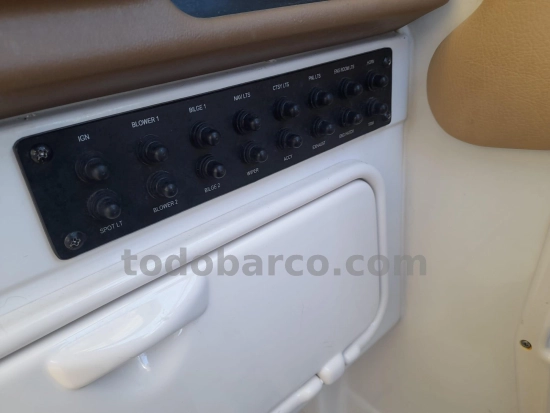 Crownline 260 CR usata in vendita
