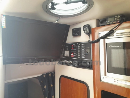 Crownline 260 CR usata in vendita