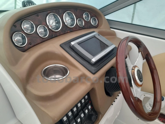 Crownline 260 CR usata in vendita