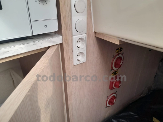Nuva Yachts M9 Cabin de segunda mano en venta