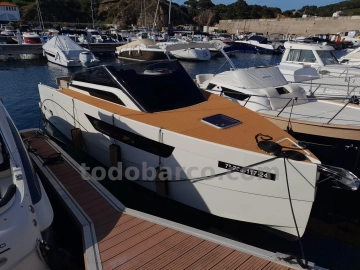 Nuva Yachts M9 Cabin de segunda mano en venta
