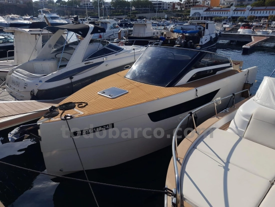 Nuva Yachts M9 Cabin de segunda mano en venta