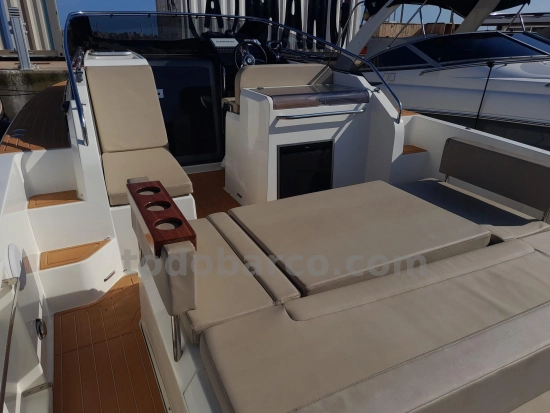 Nuva Yachts M9 Cabin de segunda mano en venta