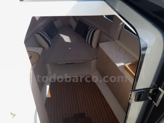 Nuva Yachts M9 Cabin de segunda mano en venta
