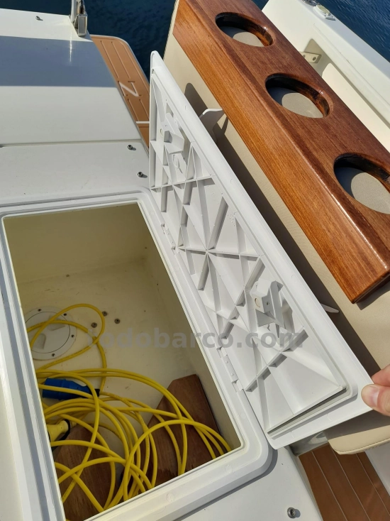 Nuva Yachts M9 Cabin de segunda mano en venta
