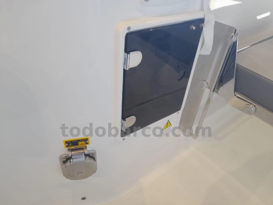 JEANNEAU Cap Camarat 7.5 CC serie 3 de segunda mano en venta