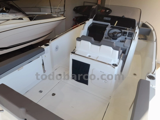 JEANNEAU Cap Camarat 7.5 CC serie 3 de segunda mano en venta