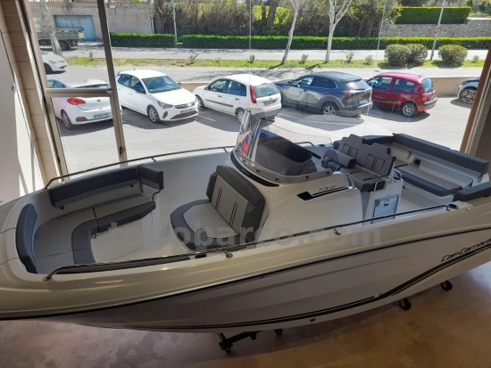 JEANNEAU Cap Camarat 7.5 CC serie 3 de segunda mano en venta