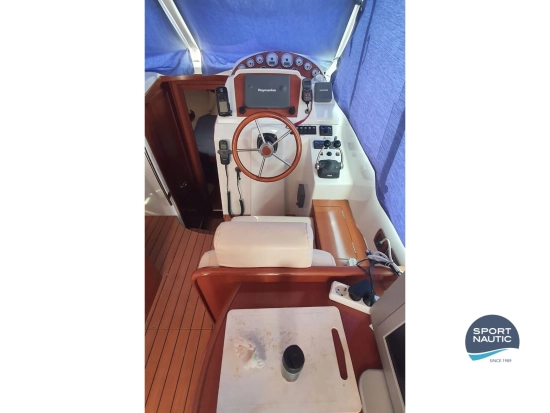 Beneteau Antares 9.80 preowned for sale