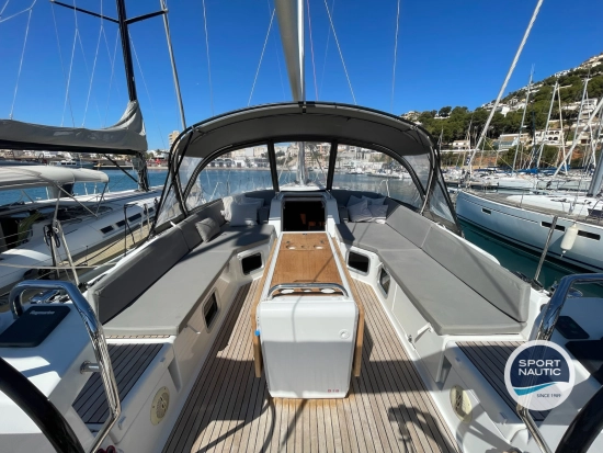 Jeanneau 54 preowned for sale