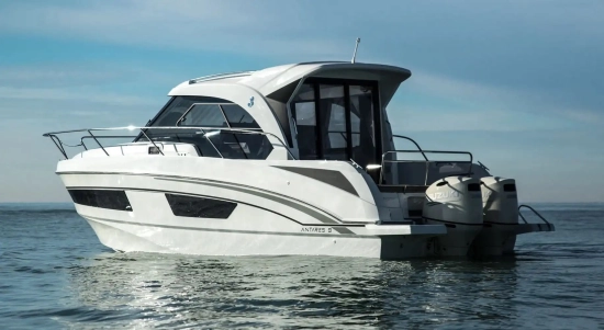 Beneteau Antares 9 novos à venda