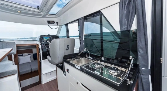 Beneteau Antares 9 novos à venda