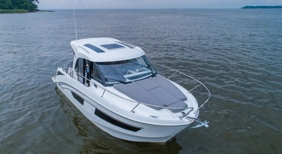 Beneteau Antares 9 novos à venda