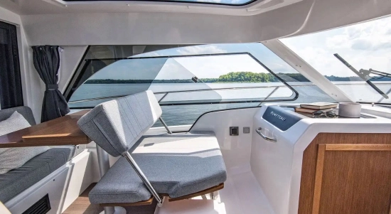 Beneteau Antares 9 novos à venda