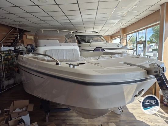 Beneteau Flyer 8 Spacedeck V2 usado à venda