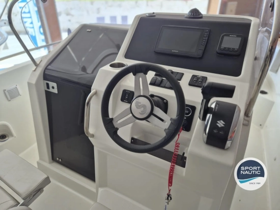 Beneteau Flyer 8 Spacedeck V2 usado à venda