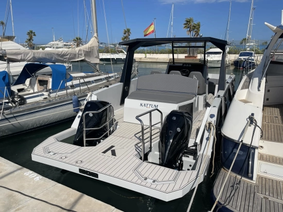 Kattum Yachts K30 usado à venda