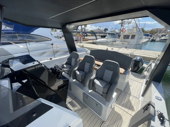 Kattum Yachts K30 usado à venda