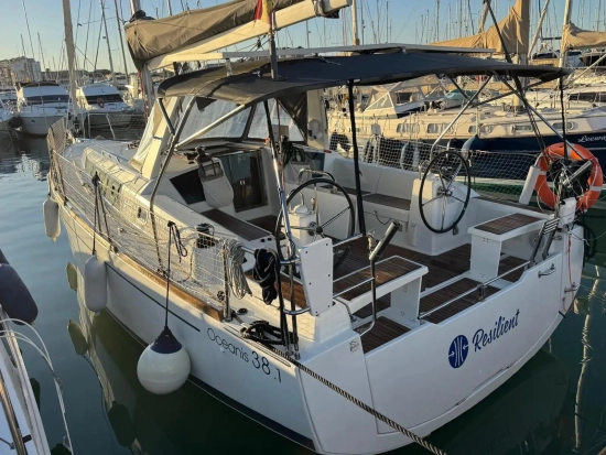 Beneteau Oceanis 38.1 usado à venda