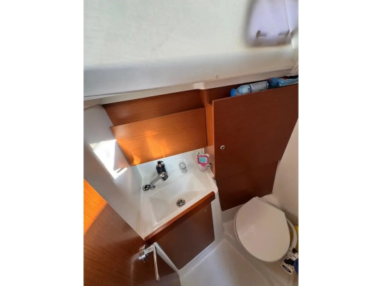 Beneteau Oceanis 38.1 usado à venda