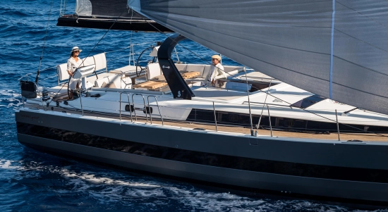 Beneteau Oceanis Yacht 62 usado à venda