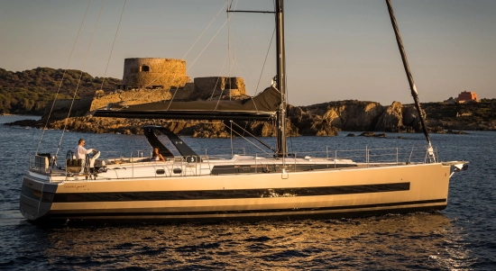 Beneteau Oceanis Yacht 62 usado à venda