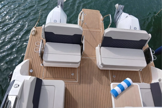 Aquila 32S de segunda mano en venta