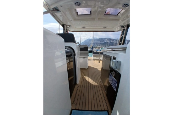 Aquila 32S de segunda mano en venta